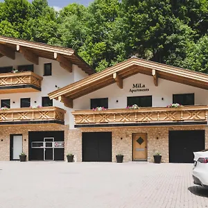 Mila , Saalbach-Hinterglemm Österreich