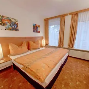 Evido Center 3*, Salzburg Österreich