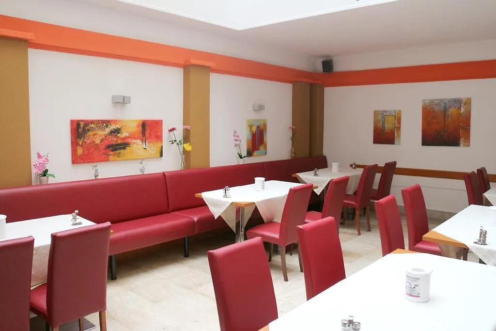 Hotel Carina Вена