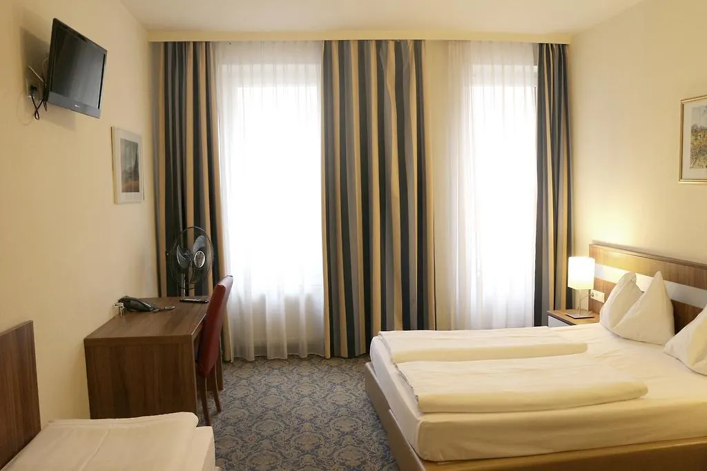 Hotel Carina Вена Австрия